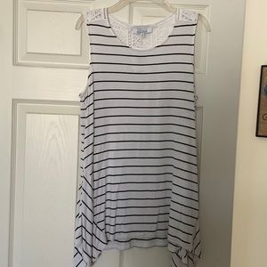 Company Ellen Tracy Sleeveless Shirt - NEW WITH TAGS!